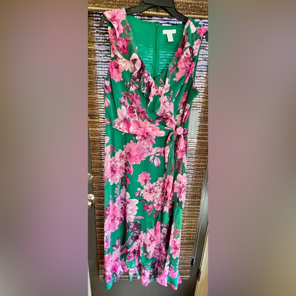 Women’s Dress Floral Green and Pink.     London Times size 14 NWT